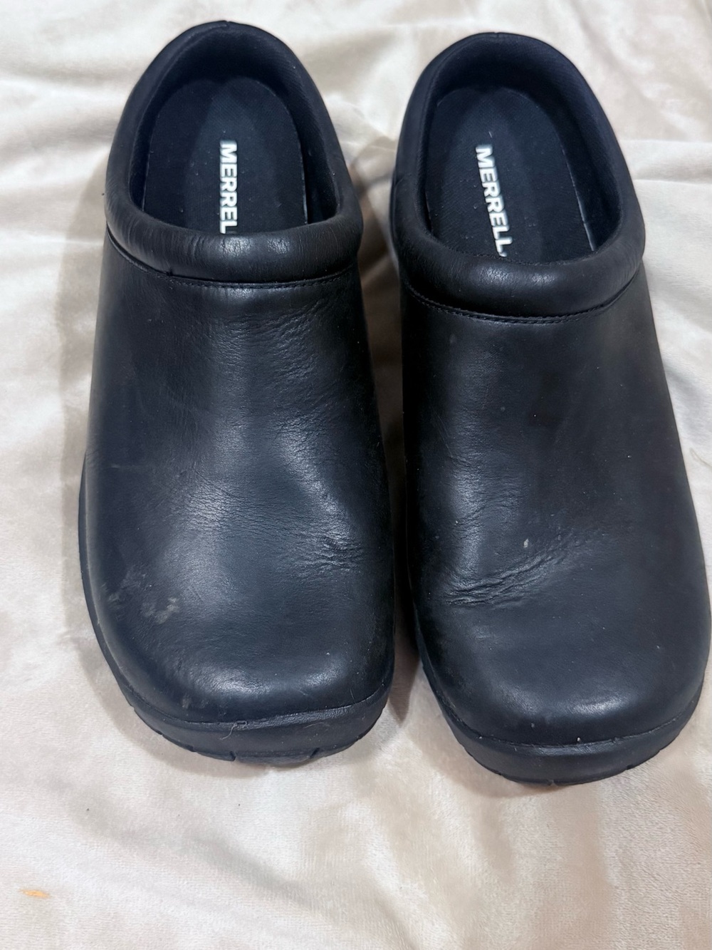 Merrell Black Slip-On Women's Clogs